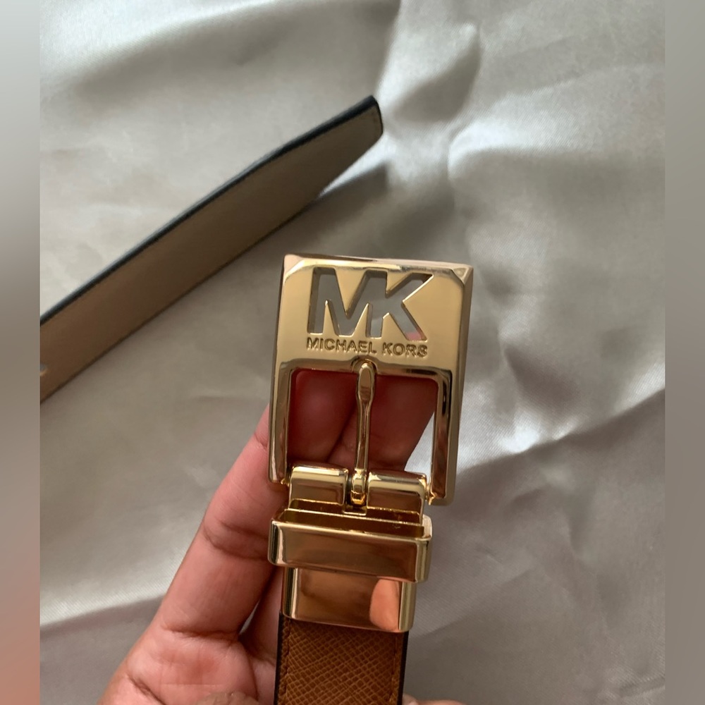 MK | reversible belt